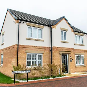 Holiday home Lovely 4 Bedroom House Near Racecourse!, Doncaster